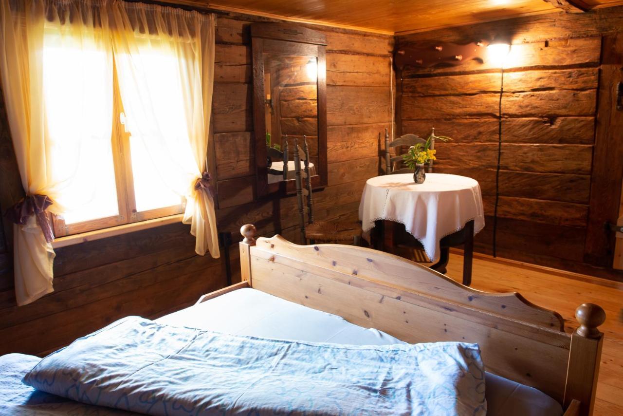 Hotel Ergli Bernāti Exteriér fotografie