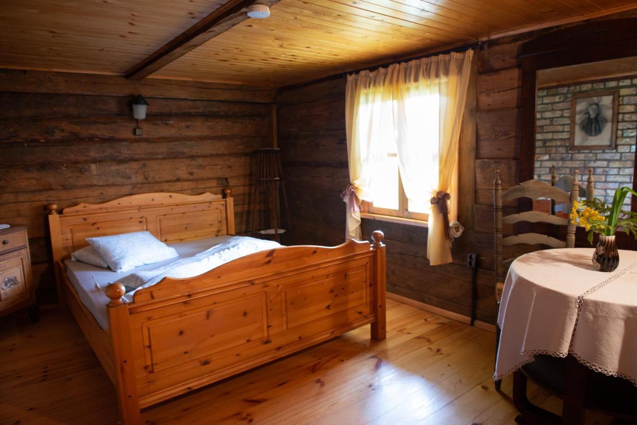 Hotel Ergli Bernāti Exteriér fotografie