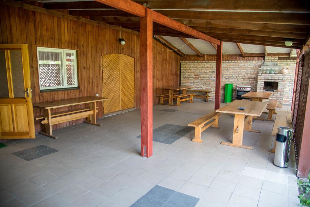Hotel Ergli Bernāti Exteriér fotografie